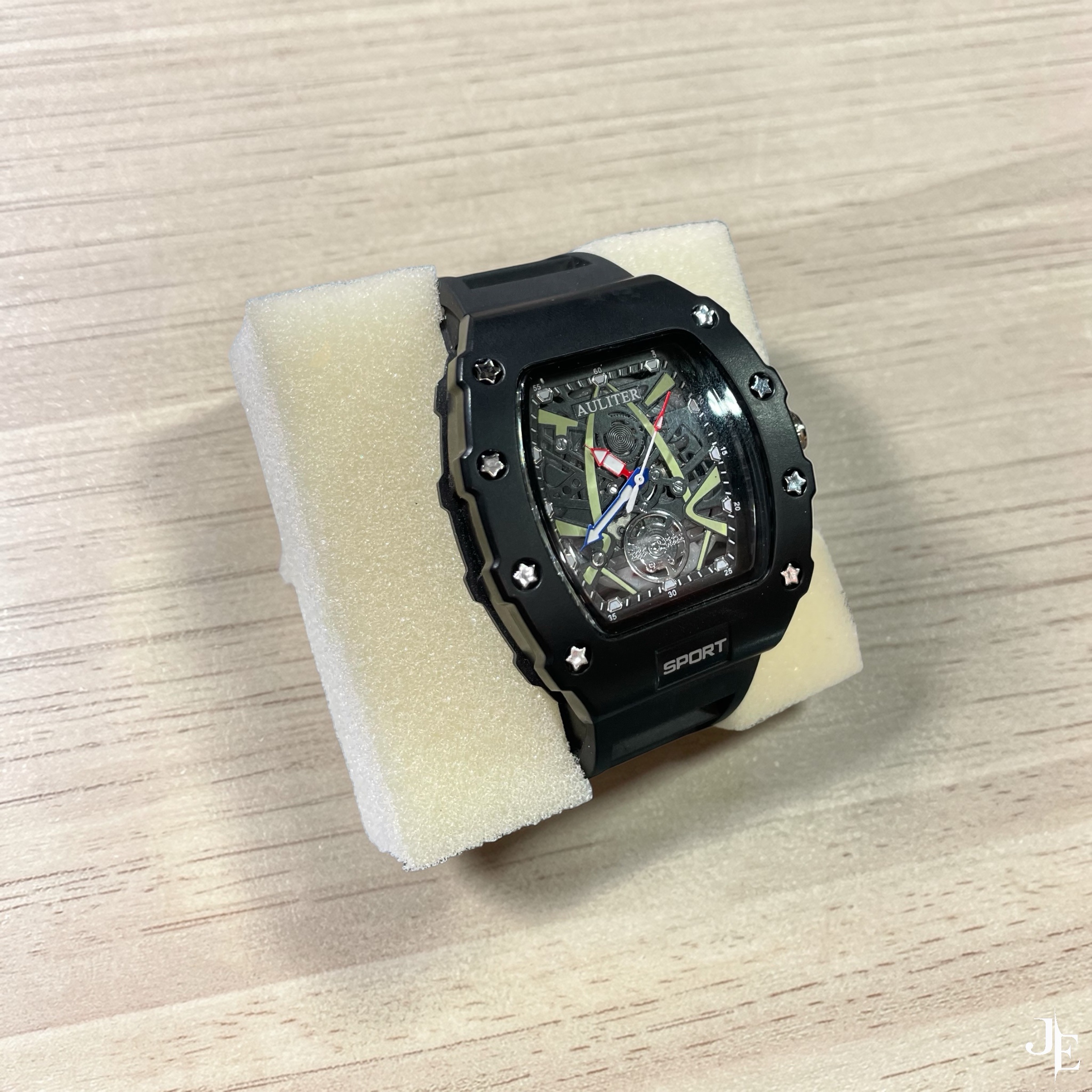 ✅ AULITER Sport Analog Watch – Bold Square Dial Wrist Watch for Men - Image 3